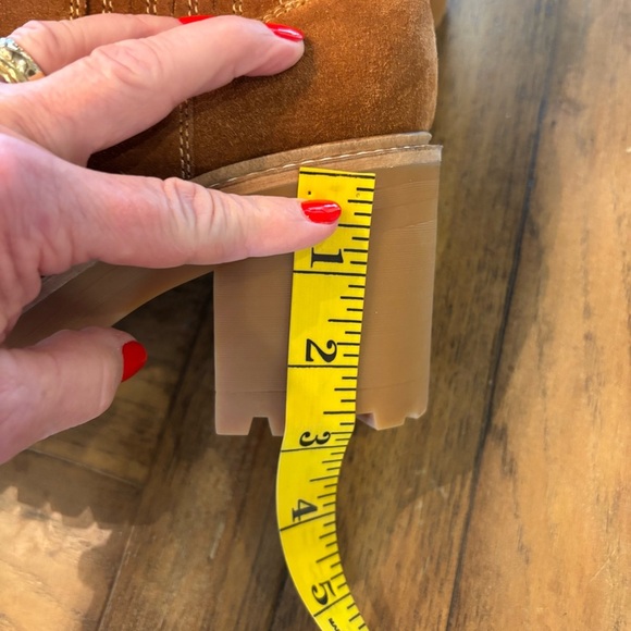 Jeffrey Campbell Brown Heeled Boots - Picture 13 of 13